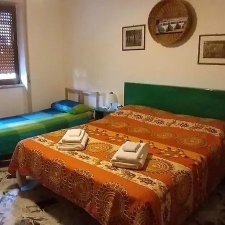 Verso Il Castello Apartman